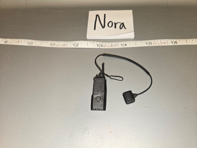 1/6 Scale Modern Era Police Radio with Shoulder Mic - Nora