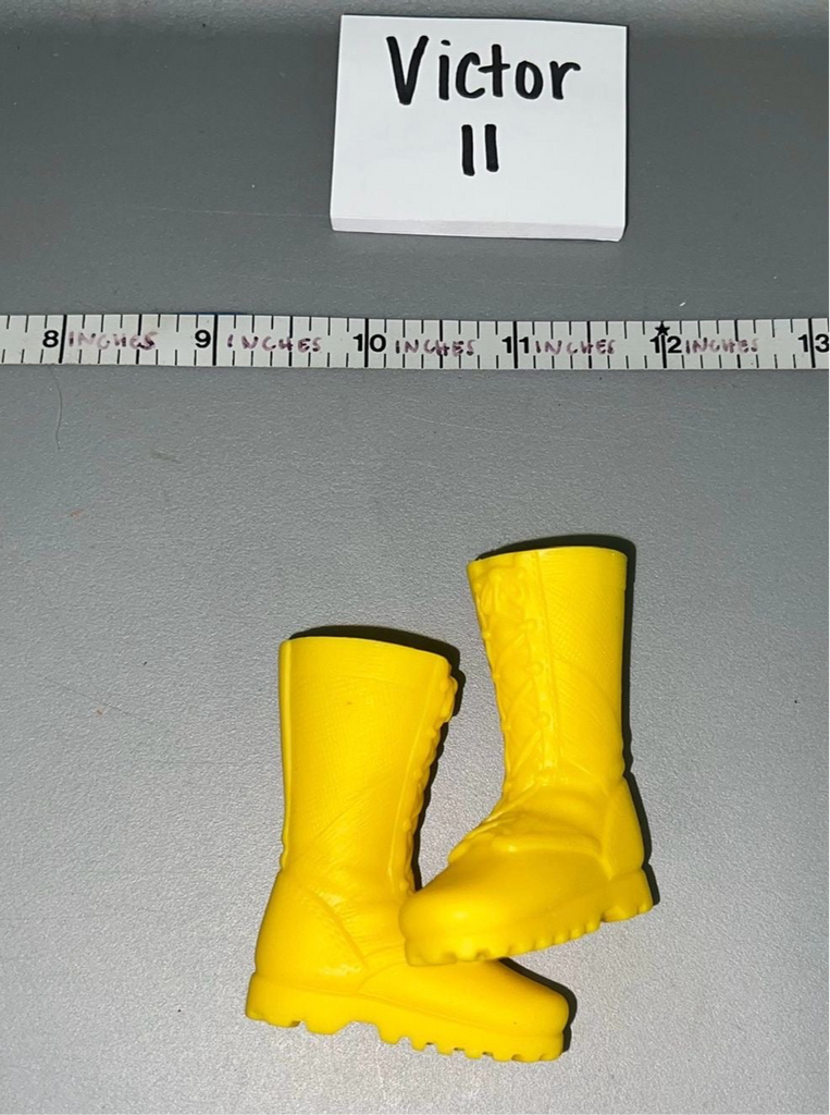 1:6 Modern Era Space Suit Yellow Boots - Science Fiction