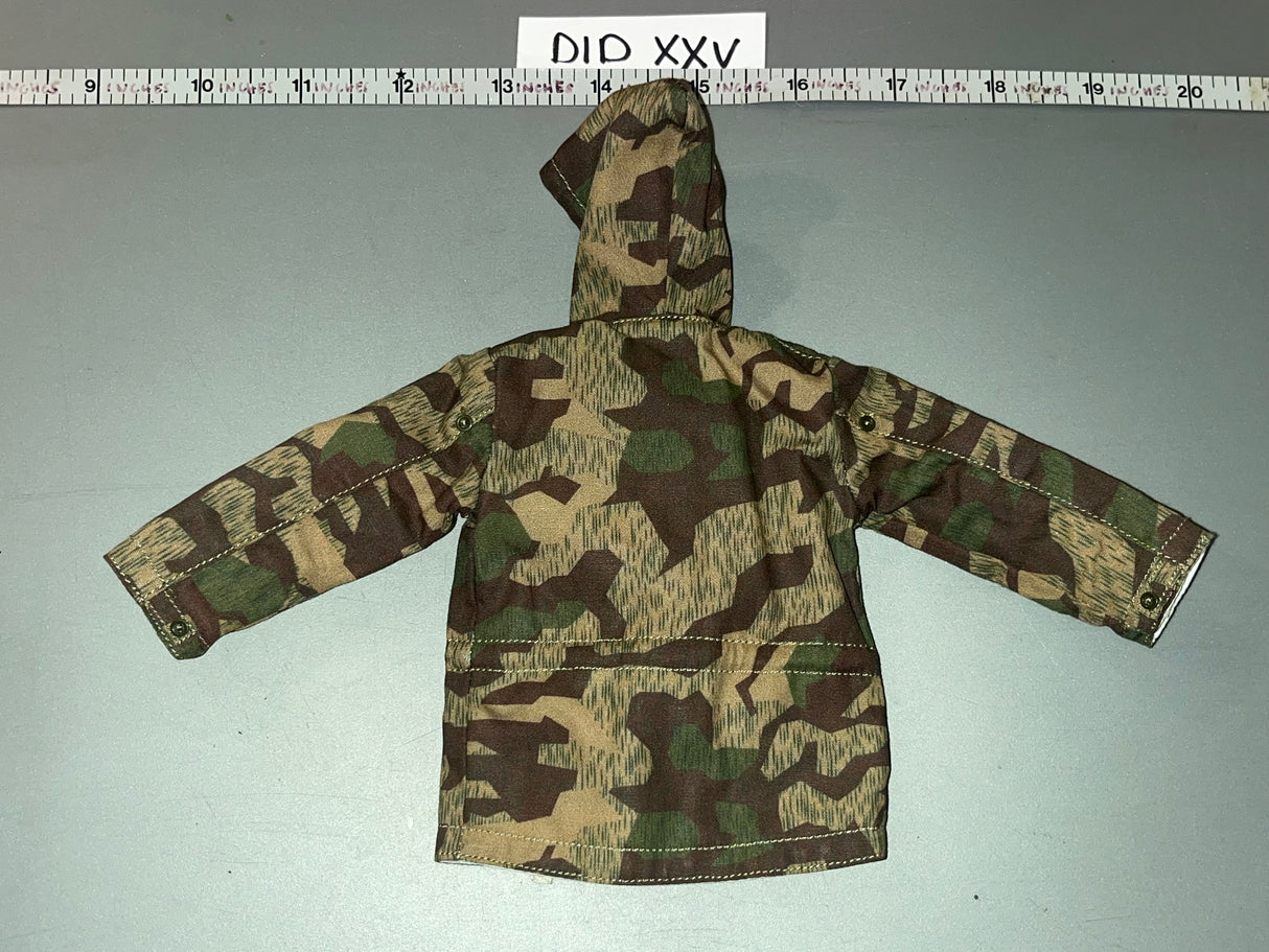 1/6 Scale WWII German Splinter Winter Coat / Jacket - DID Steiner D80188