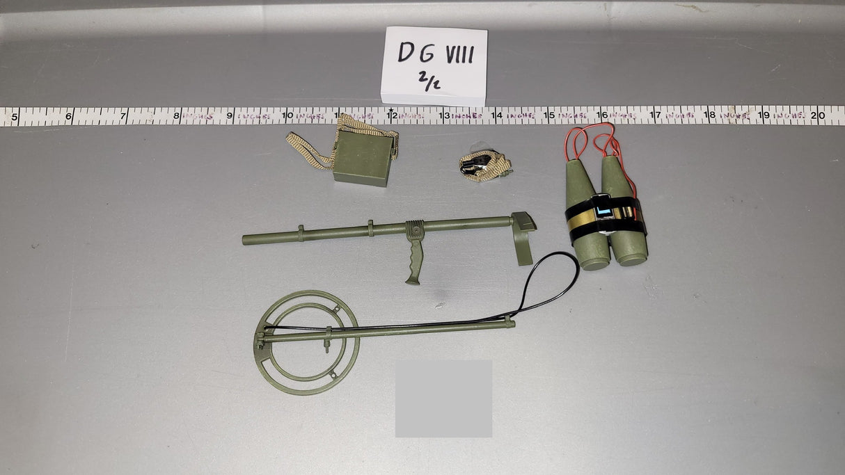 1:6 Scale Modern Era AN/PSS-12 Mine Metal Detector Set - ZY Toys