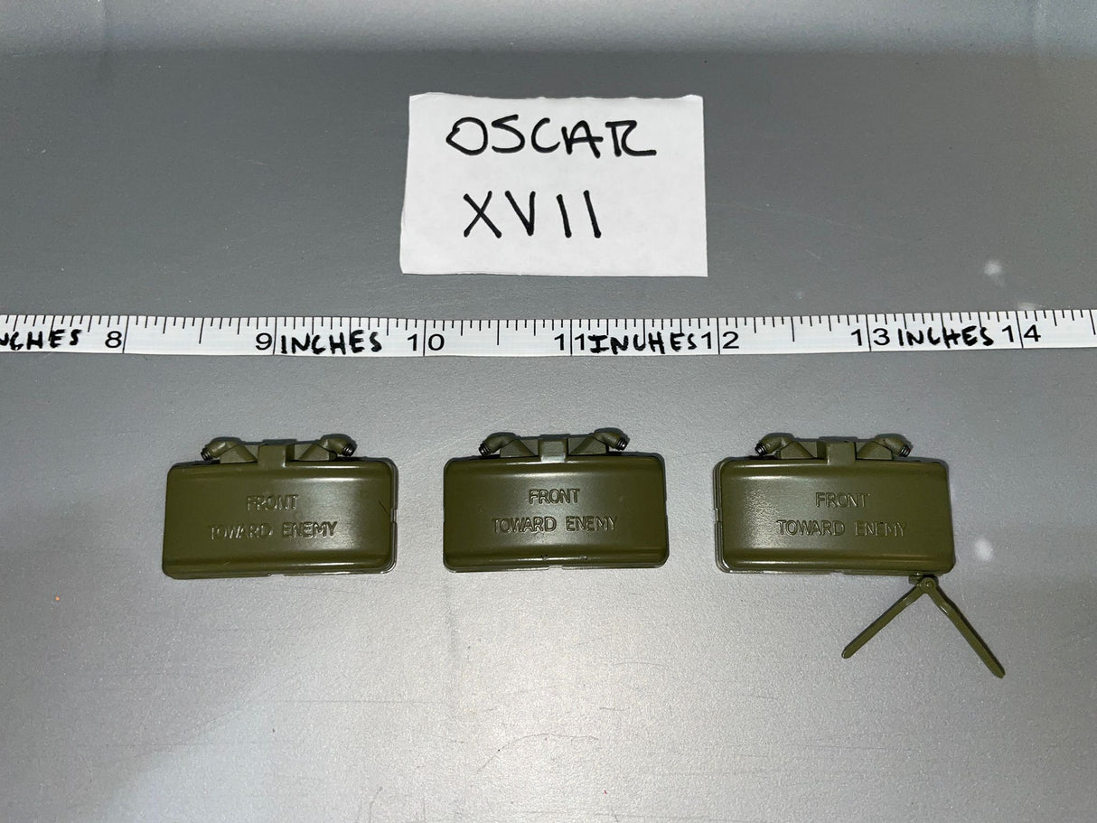 1/6 Scale Vietnam Era US Claymore Mine Lot