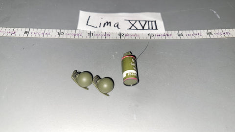 1/6 Scale Vietnam US Grenade Lot