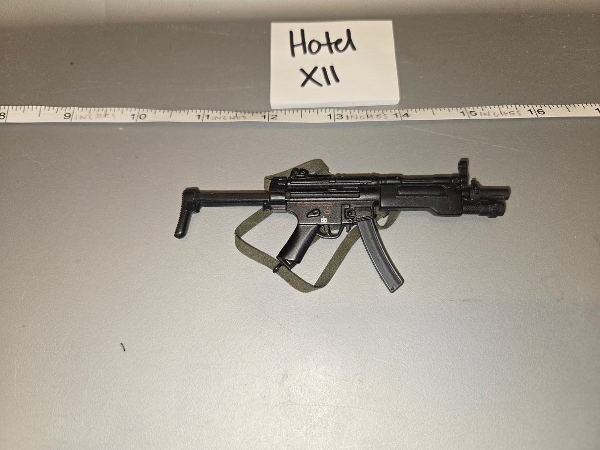 1/6 Scale Modern Era MP5 Submachine Gun