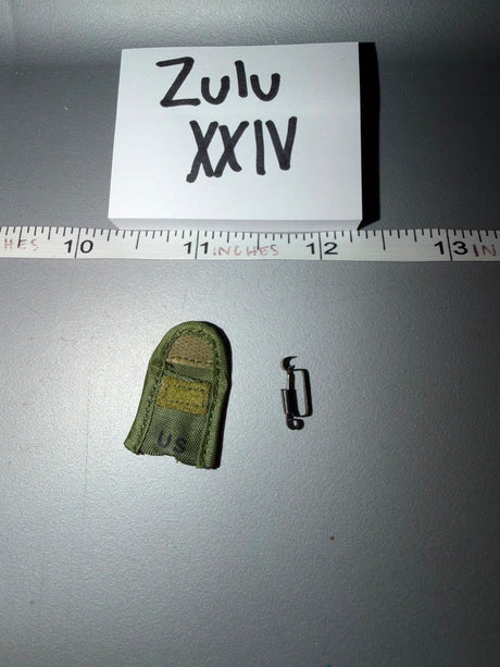 1/6 Scale Vietnam US First Aid Pouch and Buckle Set