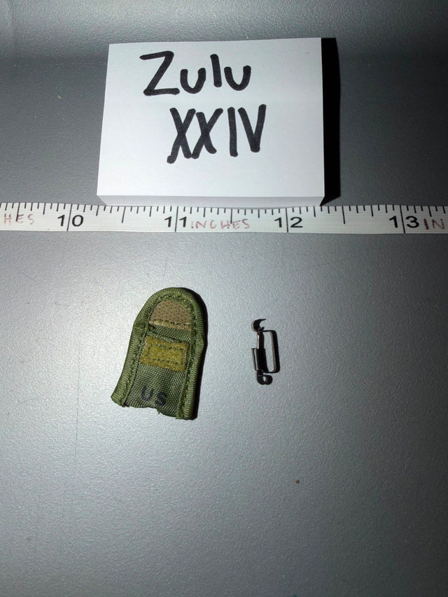 1/6 Scale Vietnam US First Aid Pouch and Buckle Set