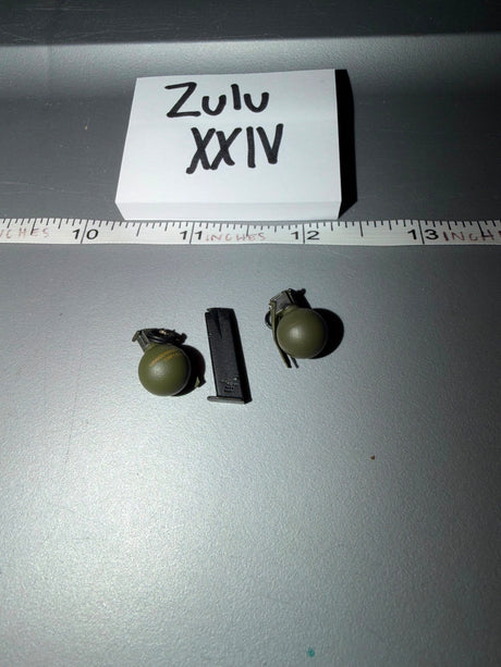 1/6 Scale Vietnam US M26 Fragmentation Grenade and Pistol Magazine Lot