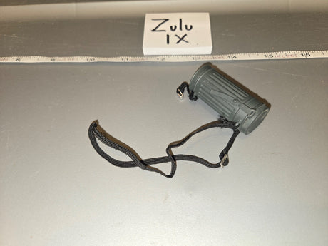 1/6 Scale WWII German Gas Mask Canister with Strap - Zulu IX