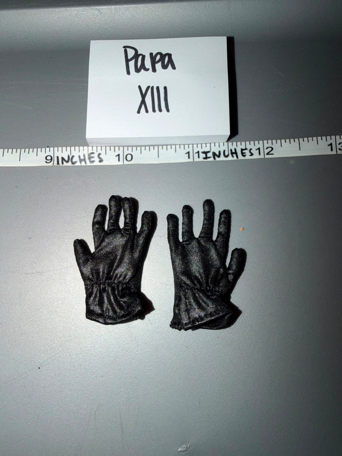 1/6 Scale Modern Era Black Gloves - Papa XIII
