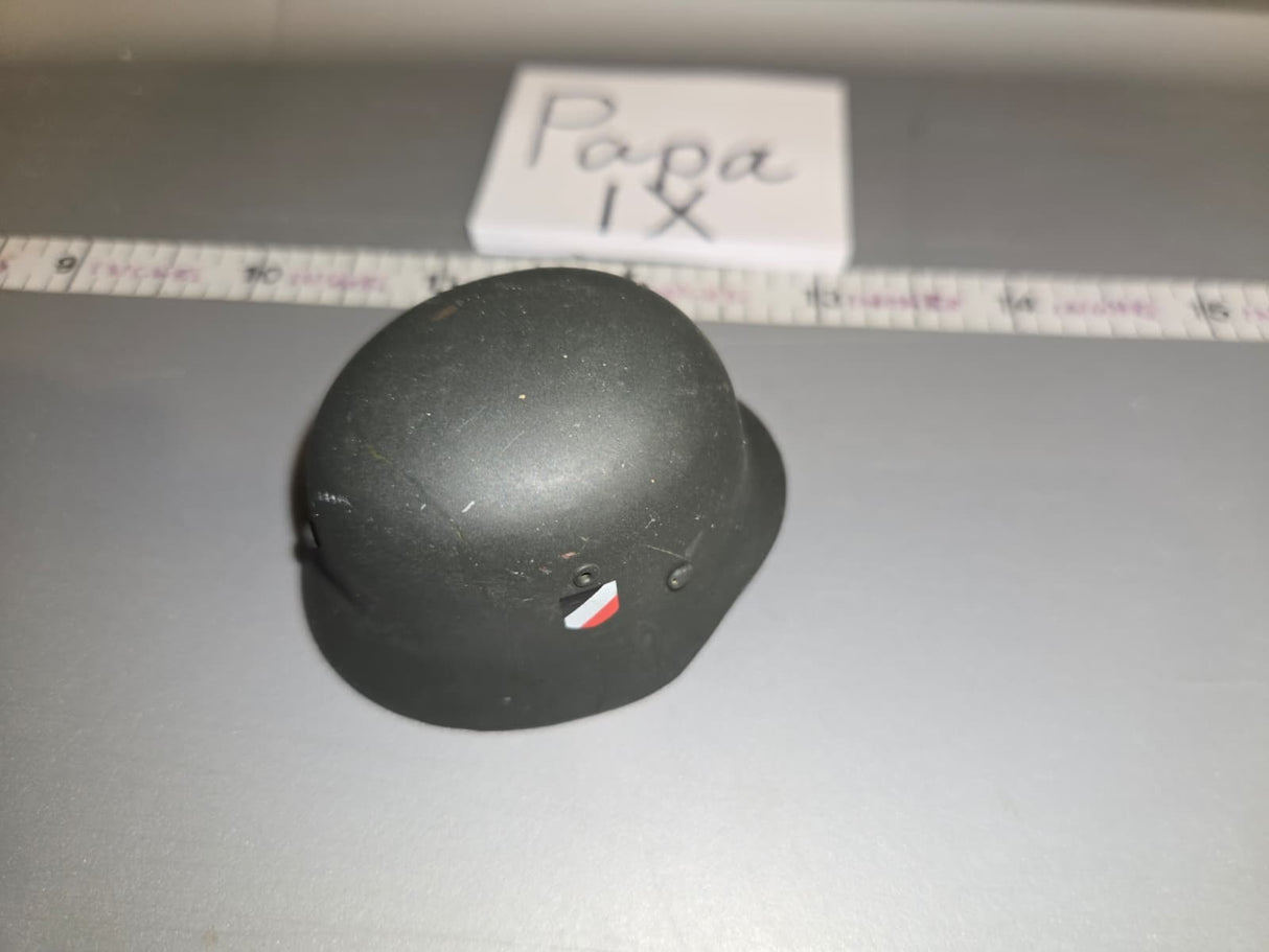 1/6 WWII German Metal Helmet