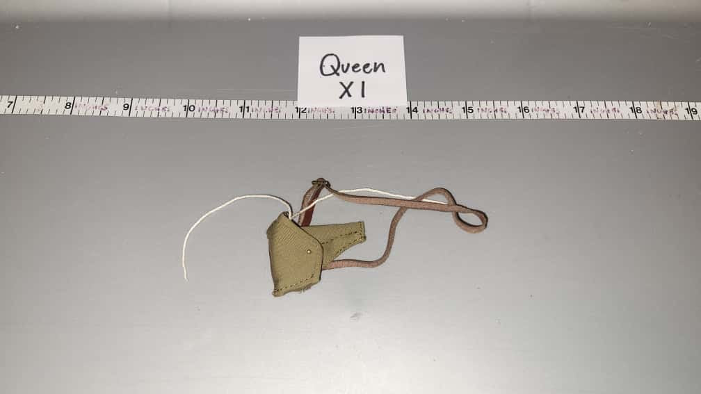 1/6 Scale WWII Japanese Pistol and Holster - IQO