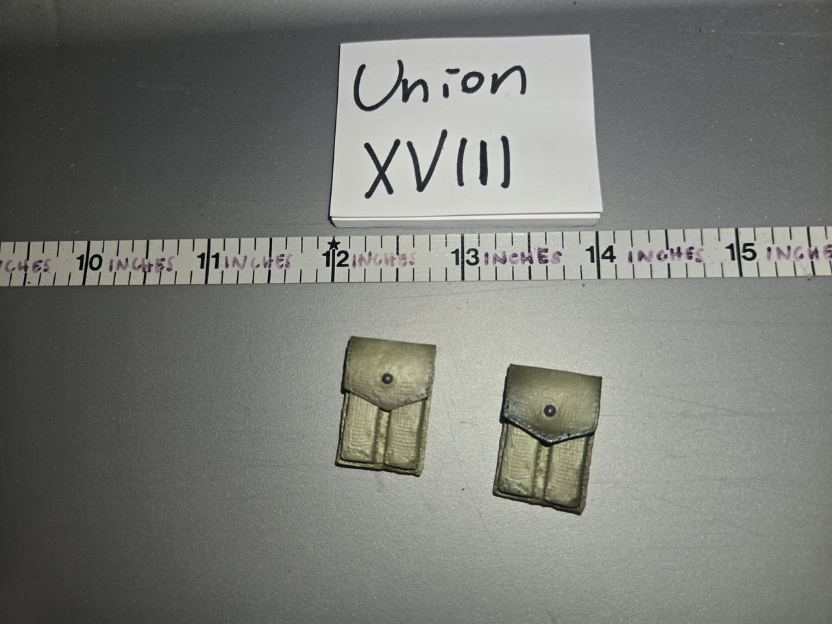 1:6 Scale WWII US .45 Magazine Pouch Lot