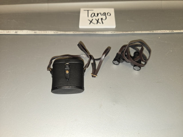 1/6 Scale WWII German Binoculars with Case - Tango XXI