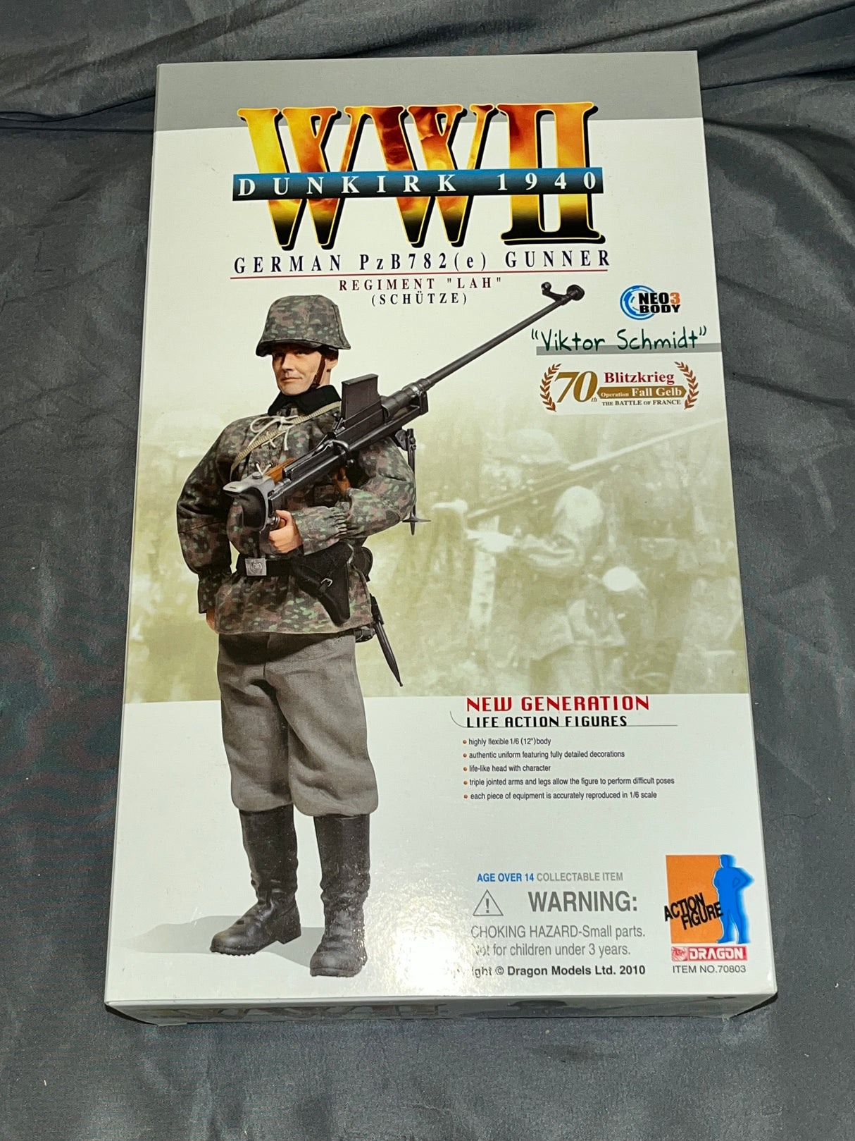 1/6 Scale WWII GERMAN Anti-Tank Boyes Rifle Gunner Viktor Schmidt - NIB Dragon