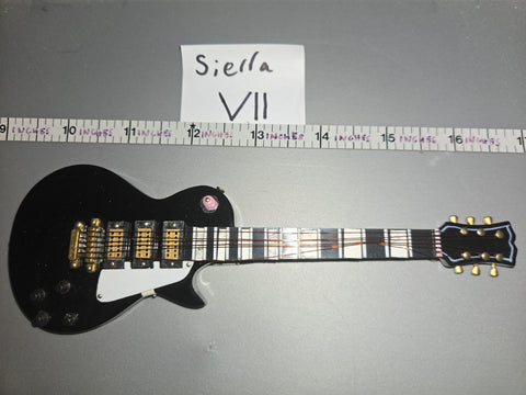 1/6 Scale Modern Diorama Civilian Guitar
