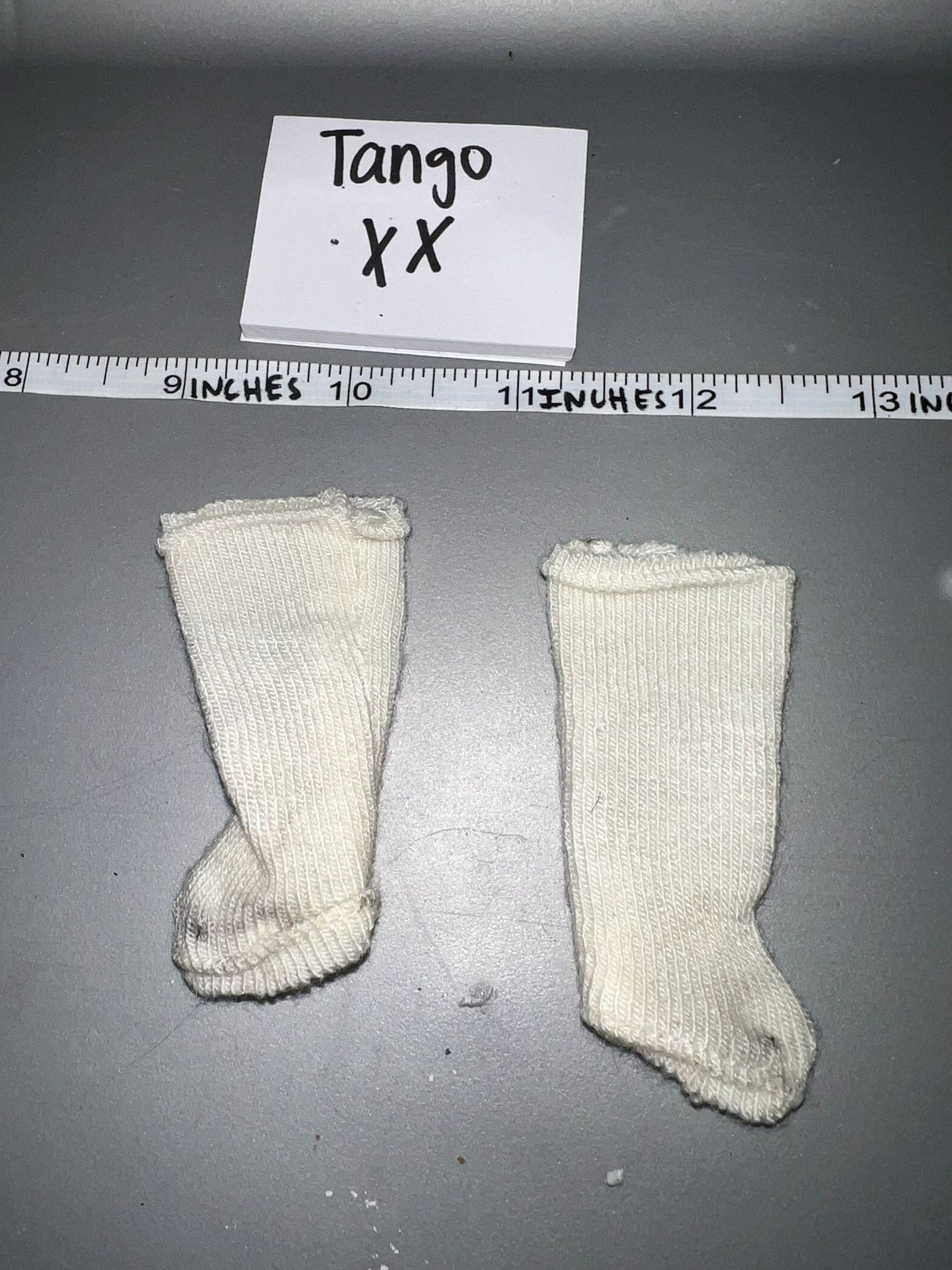 1:6 Scale Modern Era White Socks - Peg Type