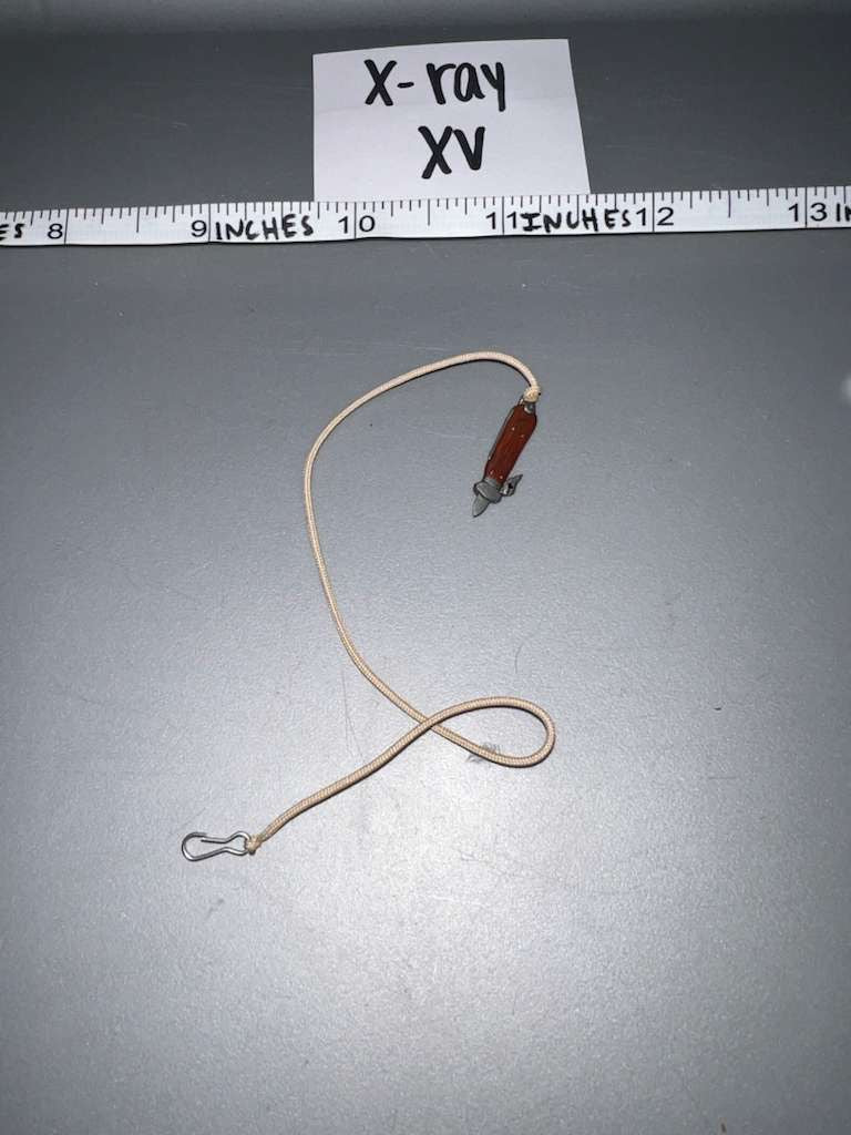 1/6 scale WWII German Fallschirmjager Switch Blade Knife