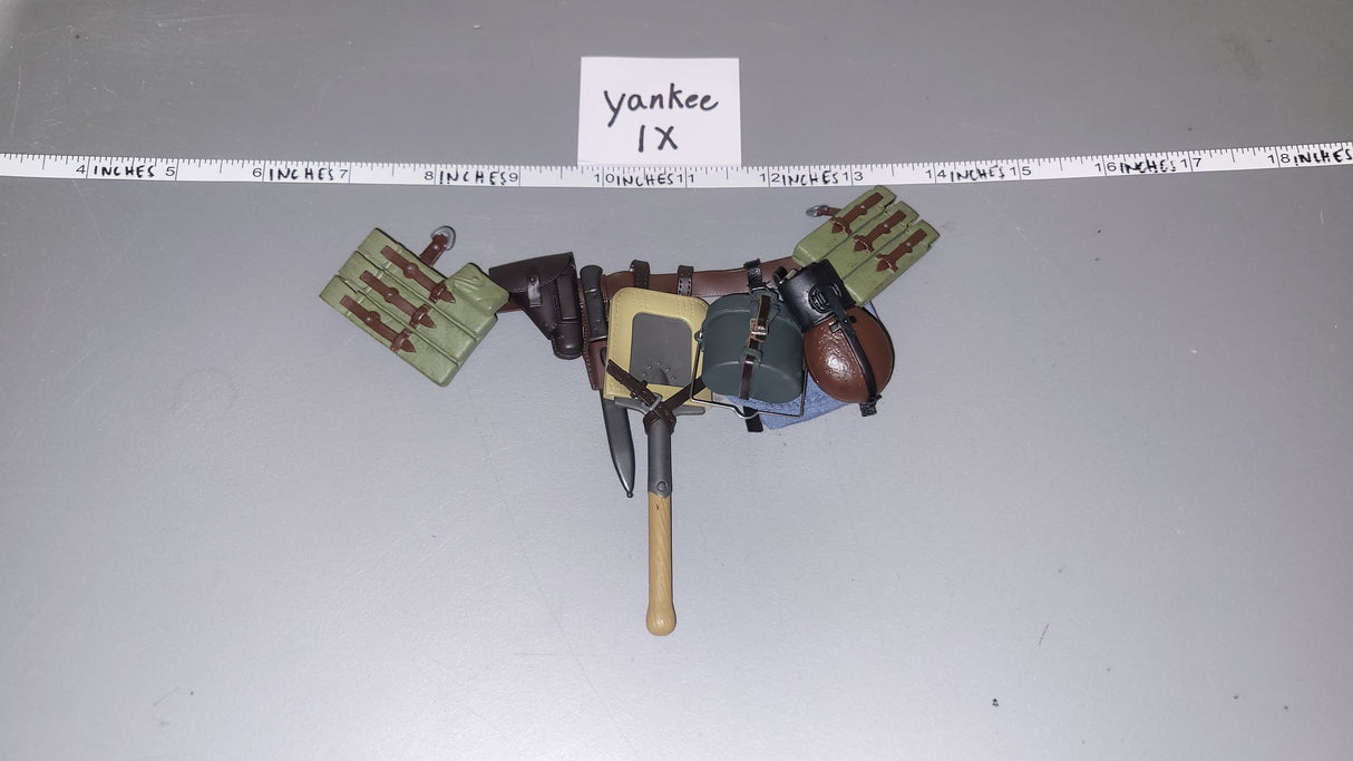 1/6 Scale WWII German Field Gear - Luftwaffe Fallschirmjager