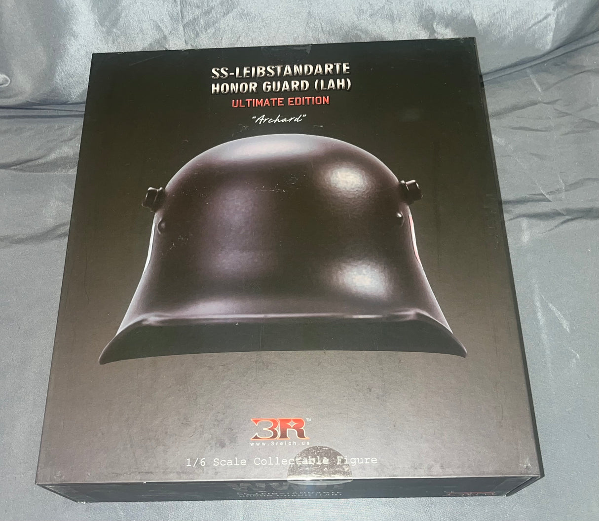 1/6 Scale WWII German Ceremonial Dress Figure Archard - NIB DID