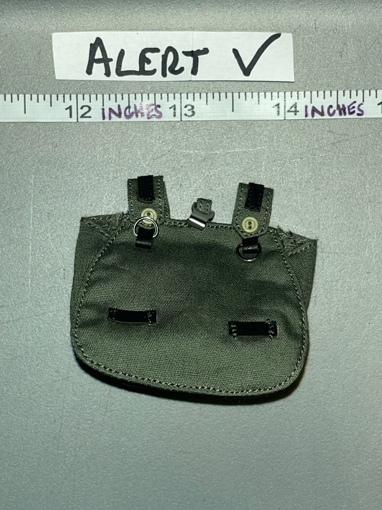 1:6 Scale WWII German Bread Bag - Alert Line Nightjager Figure