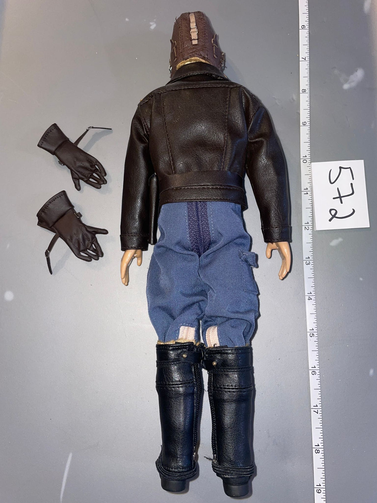 1:6 Scale WWII German Luftwaffe Pilot Dressed Figure - ITPT