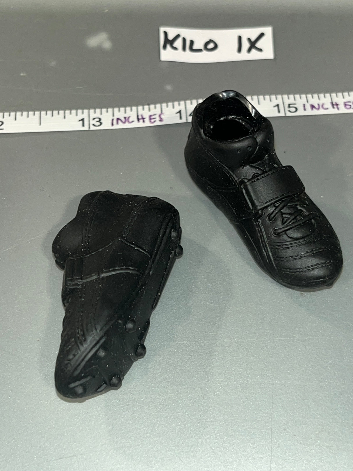 1/6 Scale Modern  Tennis Shoes