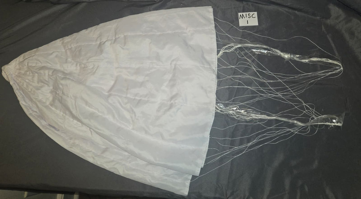 1:6 Scale WWII German WWII US Parachute