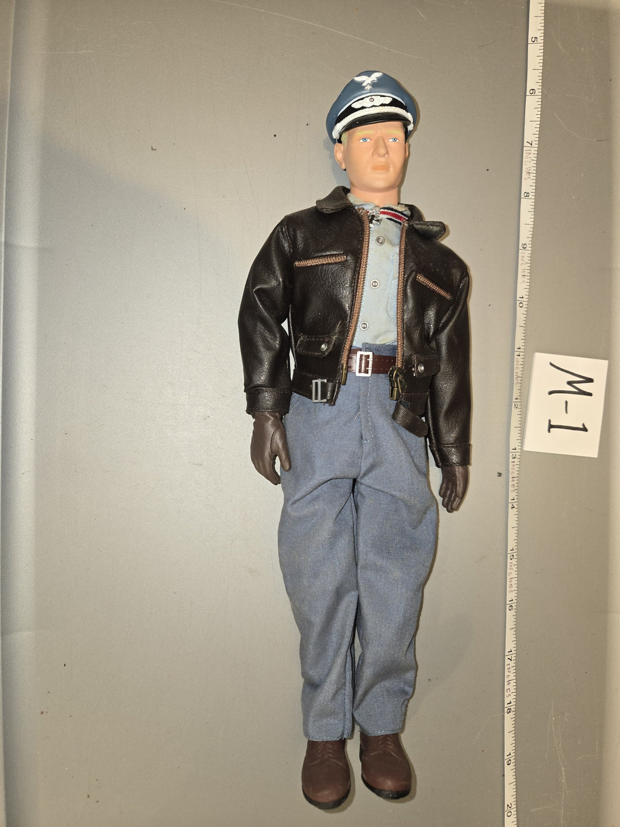 1:6 Scale WWII German Luftwaffe Pilot Dressed Figure