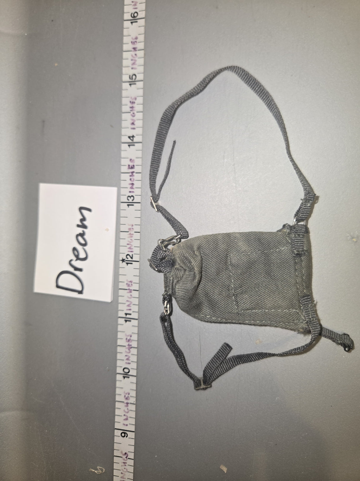 1/6 Scale WWII German Fallschirmjager Gas Mask Bag