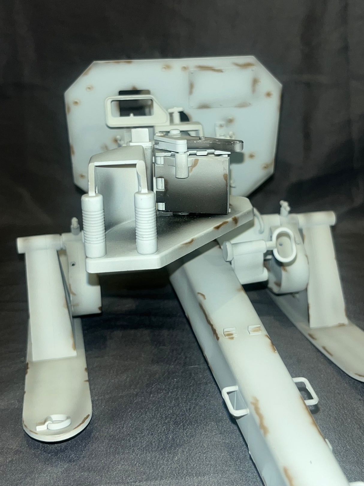 1/6 Scale WWII German Winter Camouflage Puppchen Antitank Gun with Ski Carriage