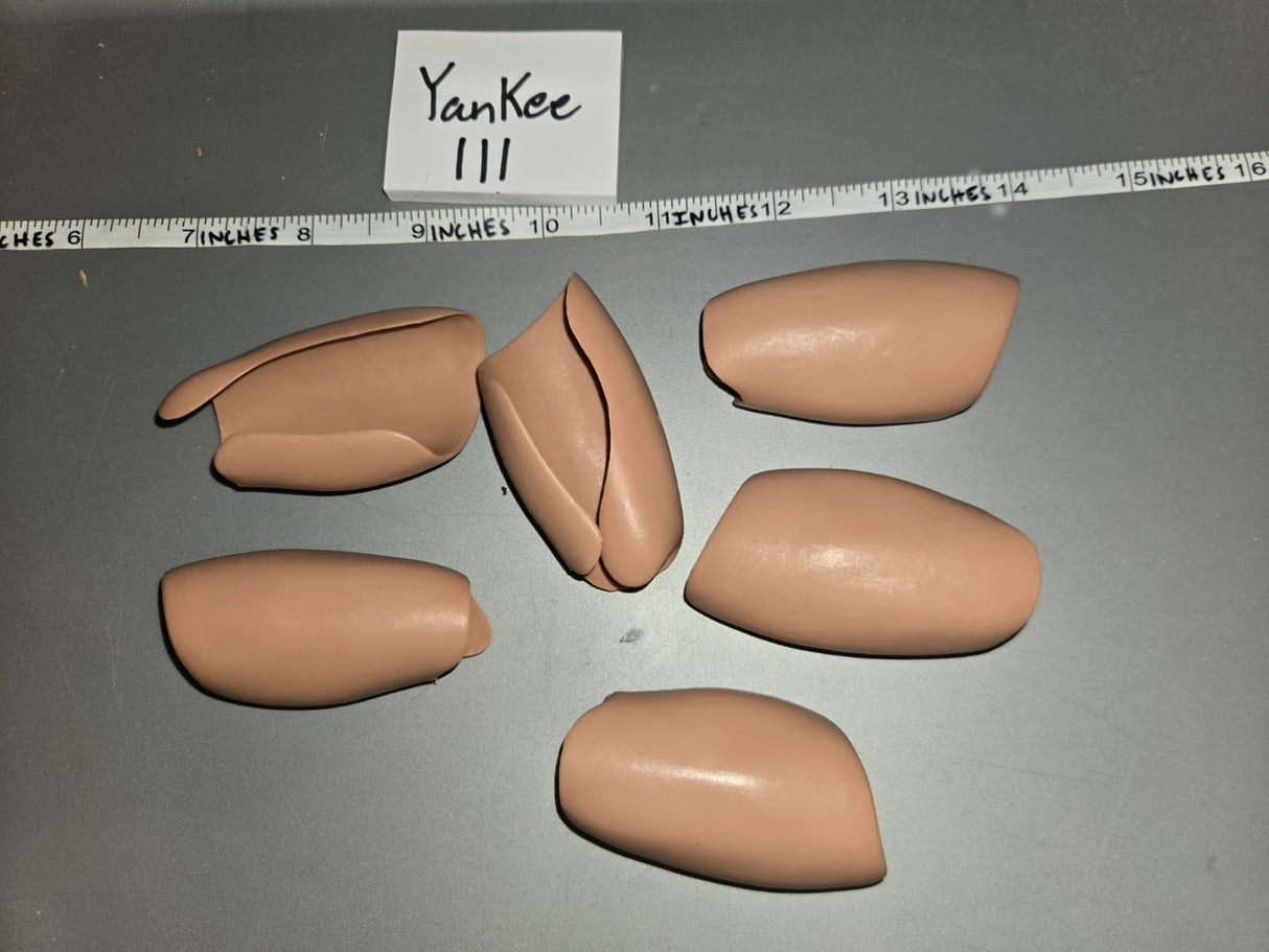 1:6 Scale Modern Era Thigh Extension Lot - Nude Figure