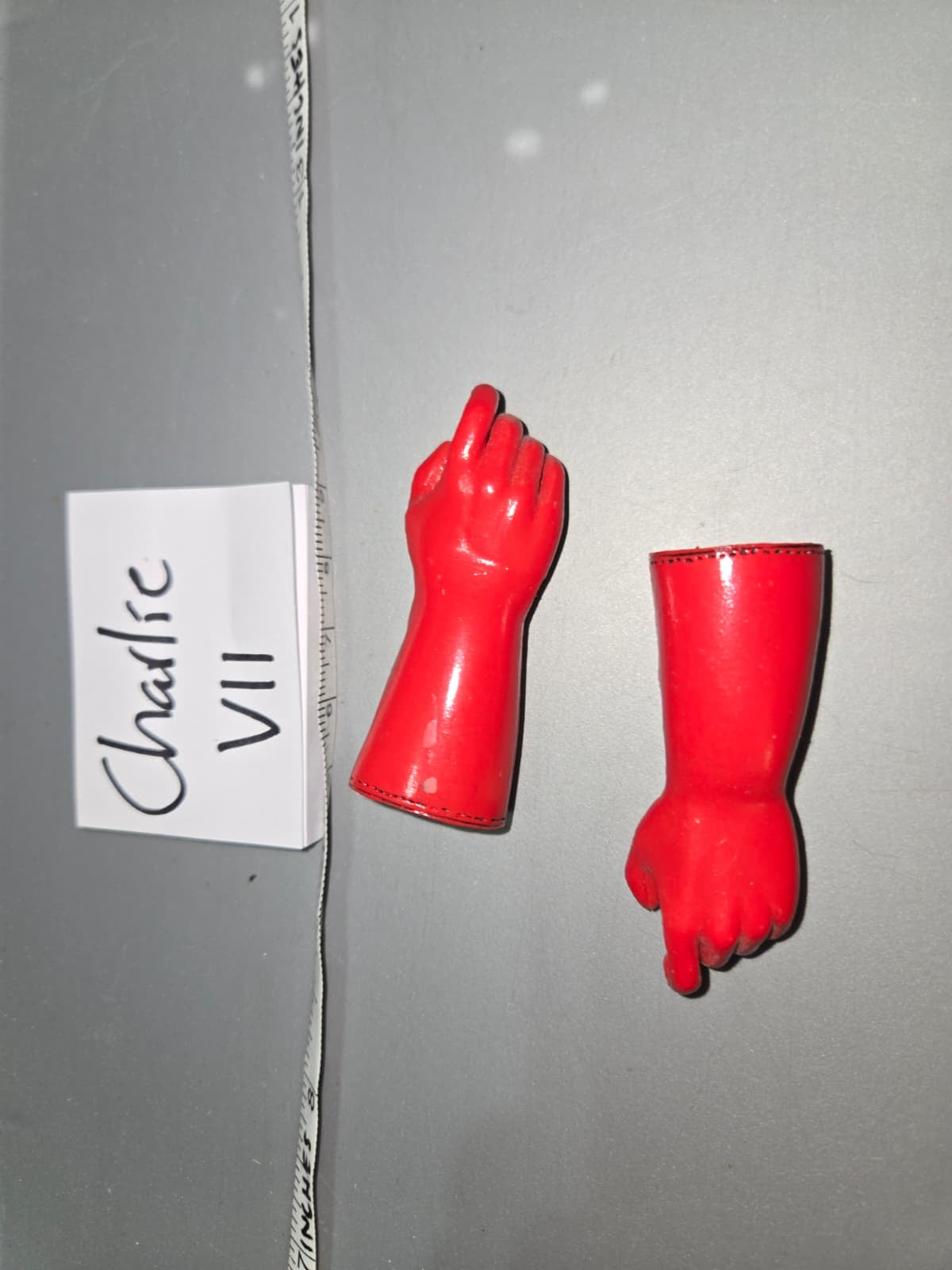1/6 Scale Glove Hand Set - Marvel Comic Book Science Fiction