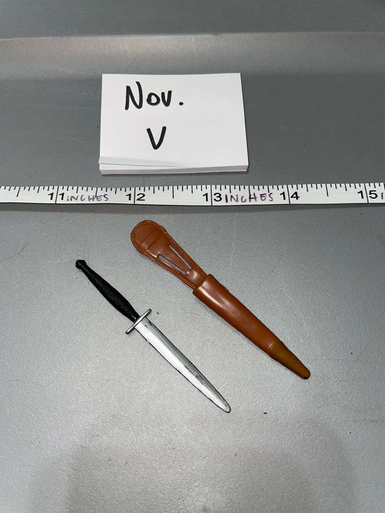 1:6 Scale WWII British Commando Dagger