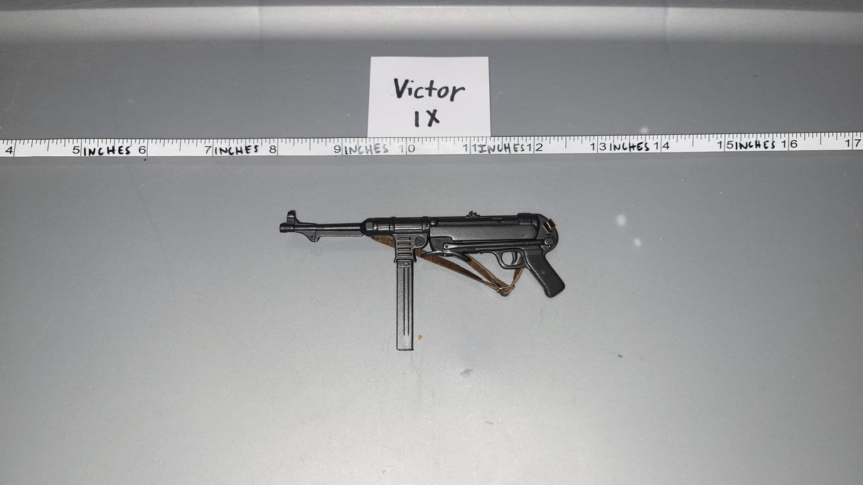 1/6 Scale WWII German MP-40