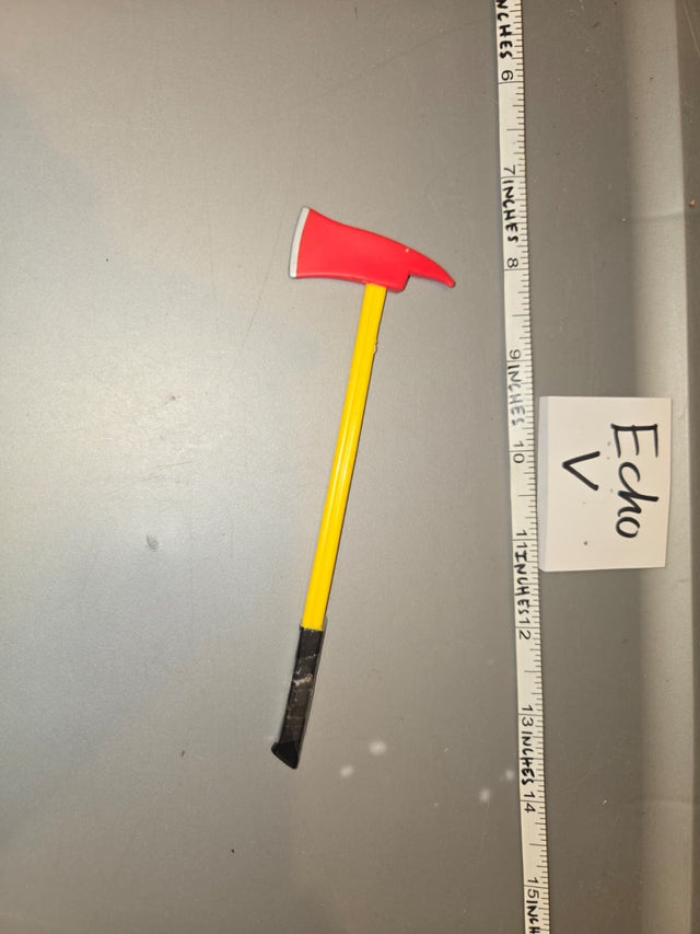 1/6 Scale Modern Era Firefighter Pickhead Axe - Echo V