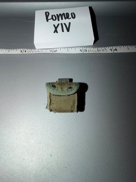 1/6 Scale WWII US First Aid Pouch