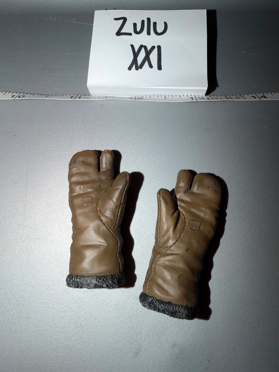 1/6 Scale WWII German Trigger Finger Winter Mittens - Zulu XXI