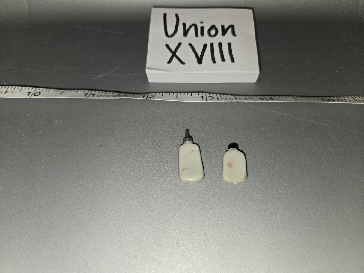 1/6 Scale WWII US Squeeze Bottle Lot - Union XVIII