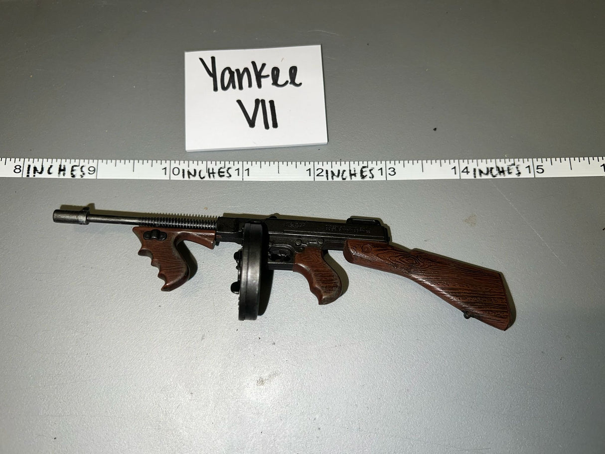1/6 Scale WWII US Thompson Submachine Gun