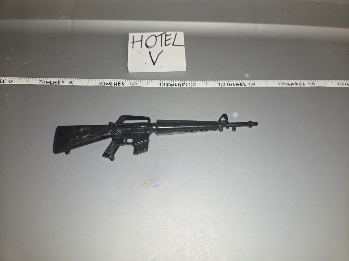 1:6 Scale Vietnam Era US M-16 Rifle