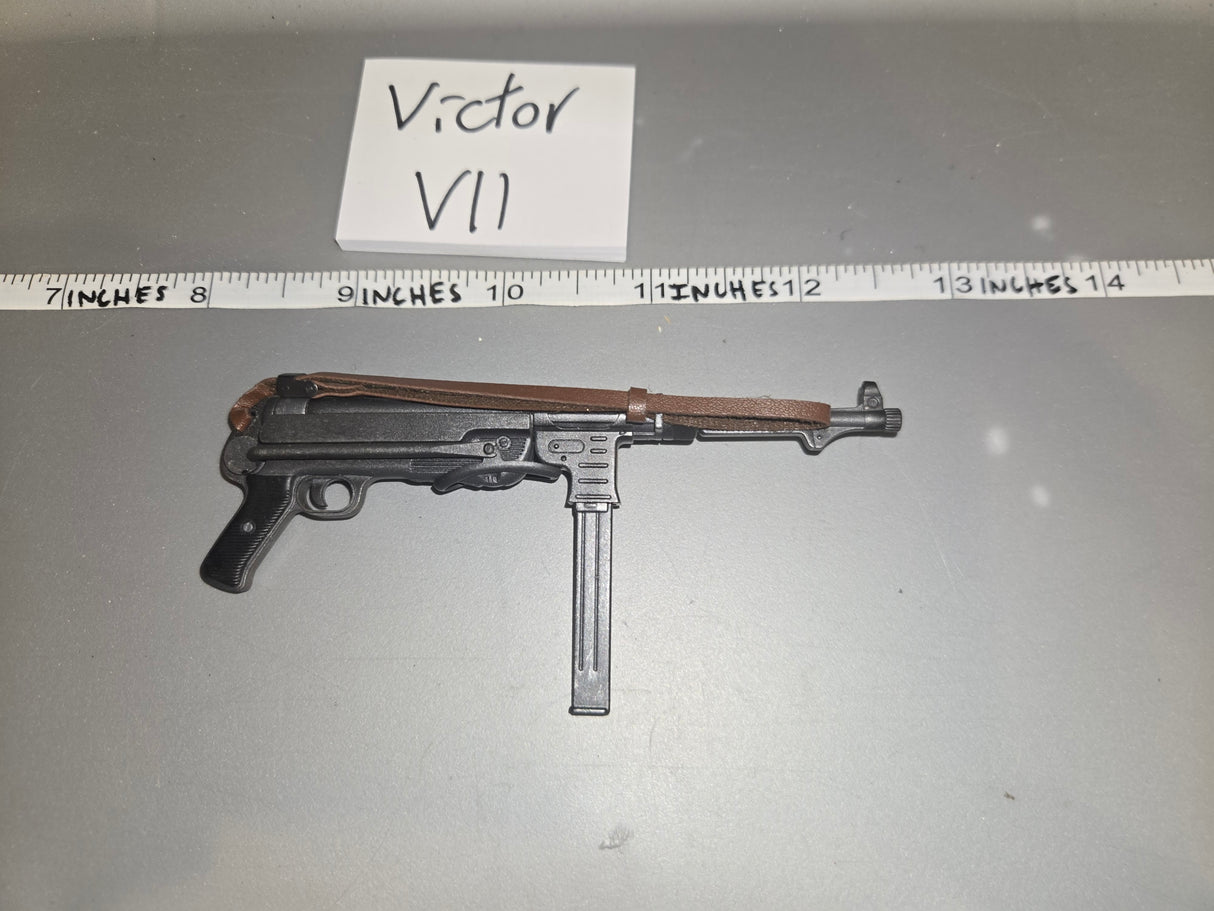 1/6 Scale WWII German MP-40