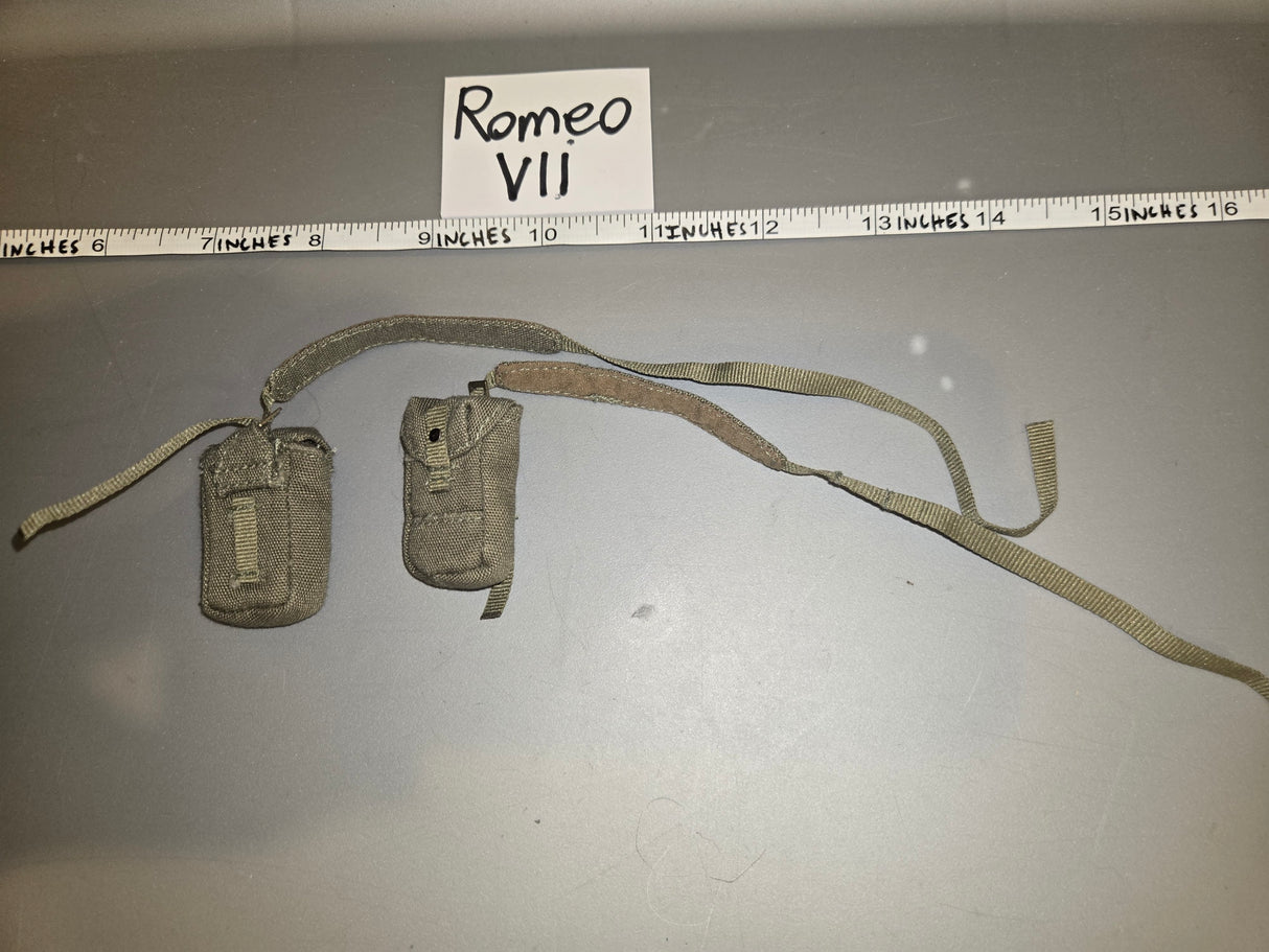 1:6 Scale WWII British Kidney Pouches