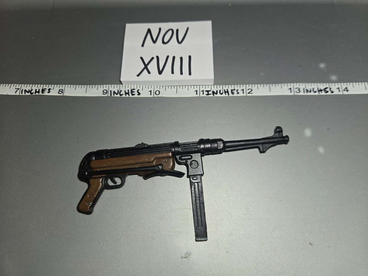 1/6 Scale WWII German MP-40