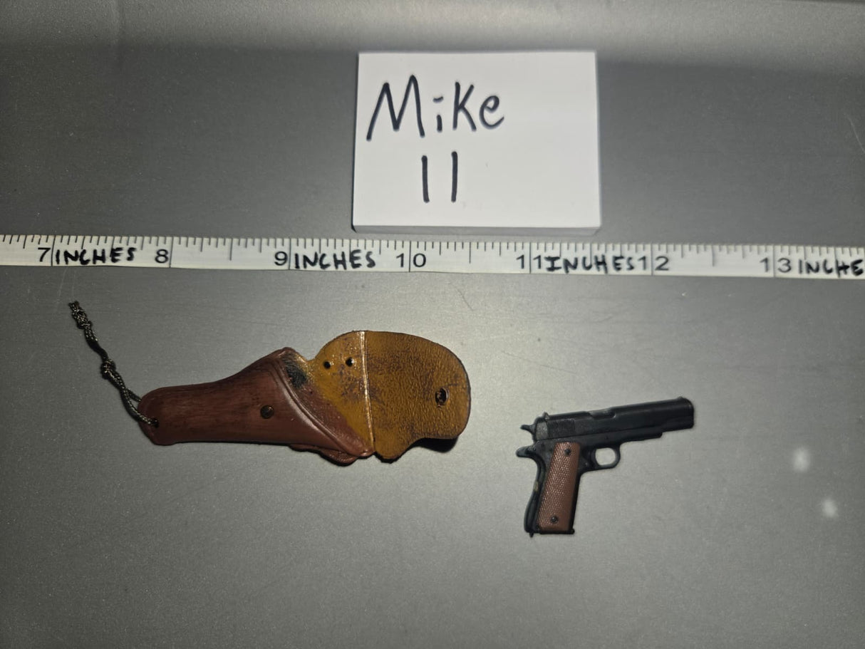 1/6 Scale WWII US .45 Pistol and Holster