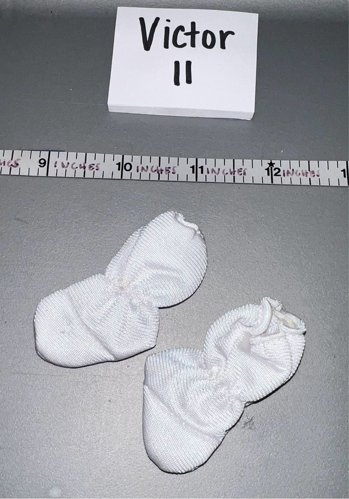 1:6 Modern Era Space Suit Gloves - Science Fiction