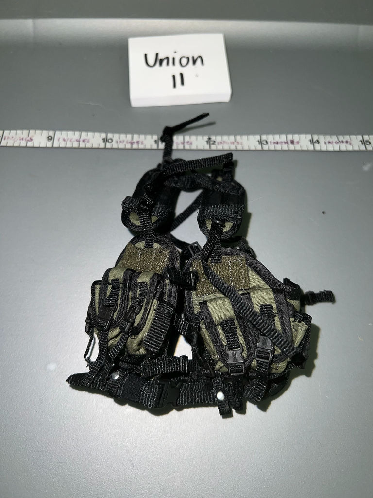 1/6 Modern Era Woodland Load Bearing Vest