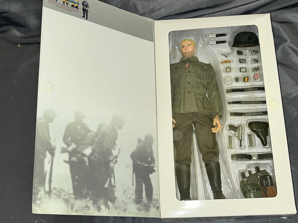1/6 Scale WWII GERMAN Wallonian Brigade Officer Karl Hellebaut - NIB Dragon