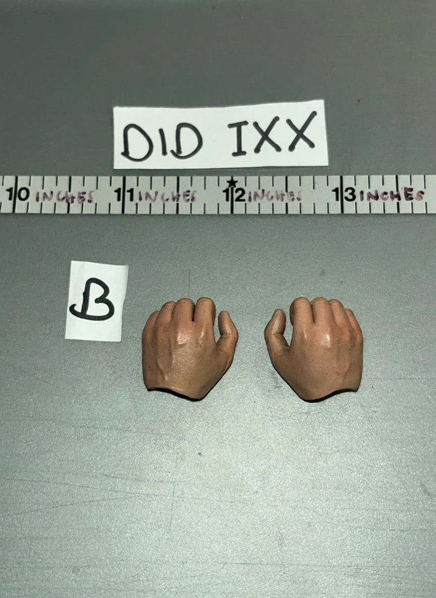 1/6 Scale WWII German Hand Lot - DID Medic Groger