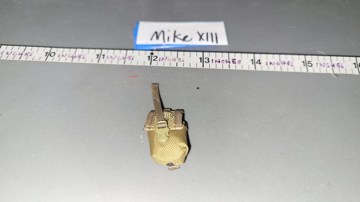 1:6 Scale Modern Era Drop Down Pouch