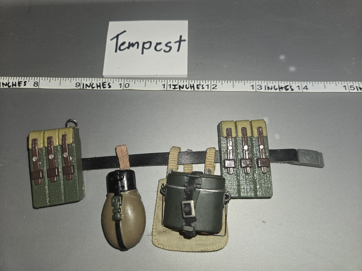 1/6 Scale WWII German Field Gear Lot