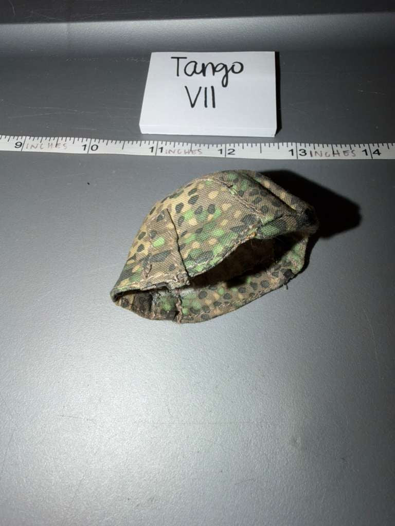 1:6 WWII German Camouflage helmet cover